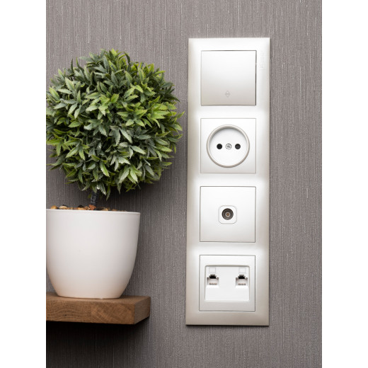 Валенсия Рамка 4-местная жемчуг EKF