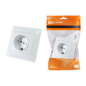 TDM Розетка 2П+З 16А 250В с защ. шт. белая 