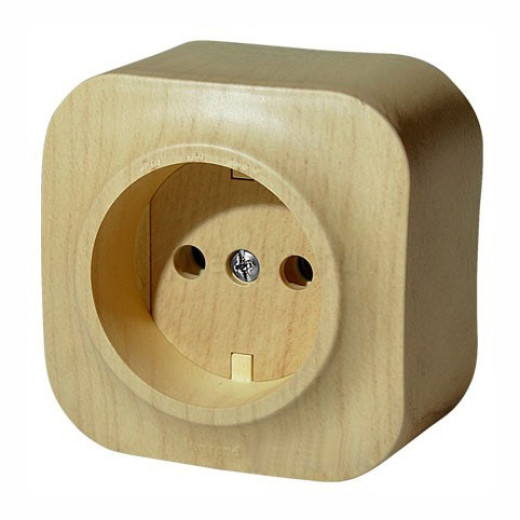 Розетка без заземления - Legrand Quteo - без шторок IP20 16А 250В винтовые зажимы накладной монтаж - дерево