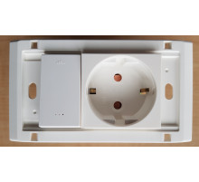 Anam Legrand e-Fren Блок выключатель 1-кл. с подсветкой + Розетка с/з, белый, без рамки