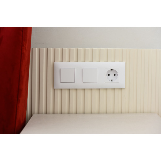 SKANDY Рамка 3-мест. SK-F03W арк. бел. IEK