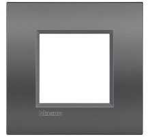 BT Livinglight. Рамка Air, итальянский стандарт 2 мод. Цвет 