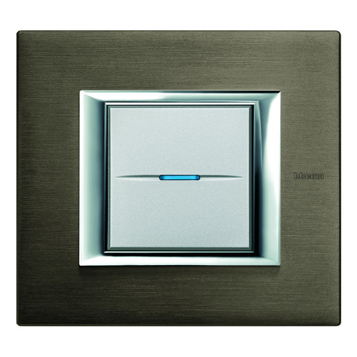 Axolute декоративные накладки прямоугольной формы, анодированные, цвет бронза, на 2 модуля