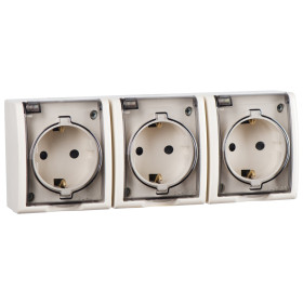 Simon 15 Aqua Бежевая Розетка 3-ая с/з с крышкой с защитными шторками наружная, IP54