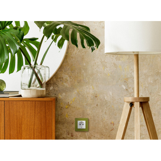 Розетка с заземлением - Legrand Etika - со шторками 16А 250В винтовые зажимы - белый