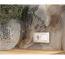 MA107010 Комплект механизма электрической розетки ALFA Белый глянец с/з с шторками QUANT (AP1070, VM141)