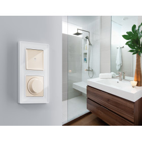 MA302030 Комплект механизма 1-кл проходного выключателя с подсветкой 3200K ALFA Бежевый глянец QUANT (AP3020, VM105, G11Y)