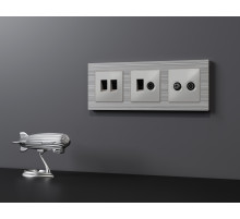 MA412510 Комплект механизма розетки компьютерной + TV оконечной RJ-45 с автоматической защитной шторкой ALFA Серебро глянец QUANT (AP4125, VM195)