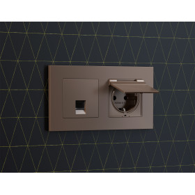 MA642005 Комплект мех-ма компьютерной розетки RJ-45 экранированной с автоматической защитной шторкой ALFA Темная бронза матовый QUANT (AP6420, VM185)
