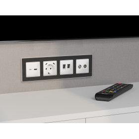 MA133310 Комплект механизма розетки TV оконечной + SAT 5-862MHz 3.5dB/950-2150MHz 3.5dB ALFA Белый матовый QUANT (AP1333, VM217)