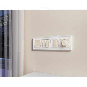 MA325010 Комплект механизма 3-кл выключателя ALFA Бежевый матовый QUANT (AP3250, VM133)