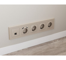 MA372005 Комплект мех-ма компьютерной розетки RJ-45 экранированной с автоматической защитной шторкой ALFA Серо-бежевый матовый QUANT (AP3720, VM185)