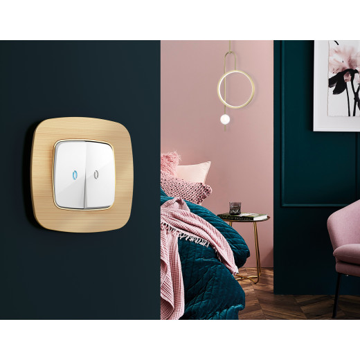 OP1040 Лицевая панель OMEGA (Белый глянец) для 2-кл выключателей с подсветкой QUANT