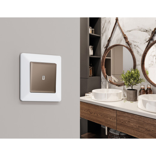 AP6320 Лицевая панель ALFA (Темная бронза матовый) для 1-кл выключателей с подсветкой QUANT