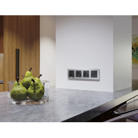 AP9100 Лицевая панель ALFA (Графит Мягкое касание) для электрической розетки с/з со шторками 2USB A+C QUANT