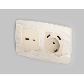OP3090 Лицевая панель OMEGA (Бежевый глянец) для электрической розетки с/з со шторками 2USB A+A QUANT