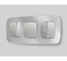 OP4020 Лицевая панель OMEGA (Серебро глянец) для 1-кл выключателей с подсветкой QUANT