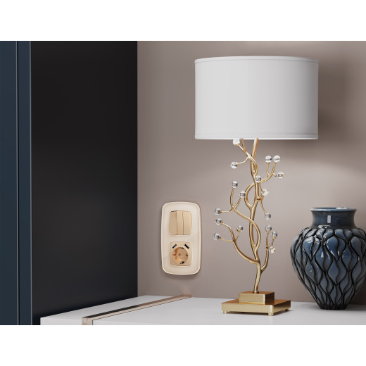 OP6050 Лицевая панель OMEGA (Шампань) для 3-кл выключателей QUANT