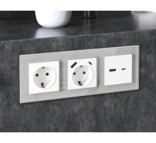 AP1260 Лицевая панель ALFA (Белый матовый) для электрической розетки с/з QUANT