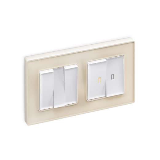 AP1250 Лицевая панель ALFA (Белый матовый) для 3-кл выключателей QUANT