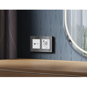 AP1310 Лицевая панель ALFA (Белый матовый) для розетки 2USB A+C QUANT