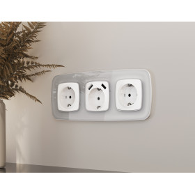 OP1270 Лицевая панель OMEGA (Белый матовый) для электрической розетки с/з со шторками QUANT