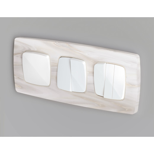 OP1210 Лицевая панель OMEGA (Белый матовый) для 1-кл выключателей QUANT