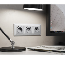 AF110403 Рамка ALFA Line (Серебро глянец) 3-ая