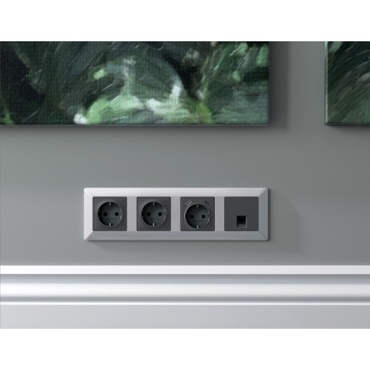 AF110403 Рамка ALFA Line (Серебро глянец) 3-ая