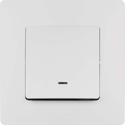Legrand Etika Белый Выключатель 1-клавишный с подсветкой, 10А, Винтовые клеммы