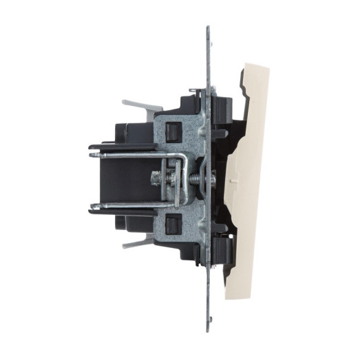 Legrand/Daccord SUNO Слоновая кость Переключатель 10АХ 250В. Безвинтовые зажимы.