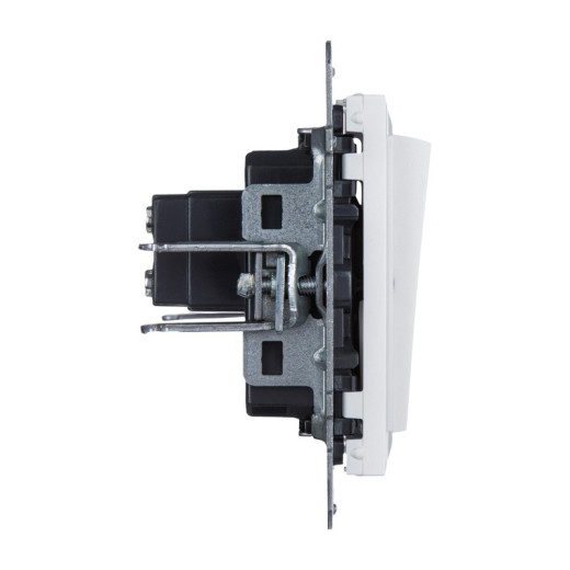 Legrand/Daccord SUNO Белый Выключатель трехклавишный 20АХ 250В. Винтовые зажимы.