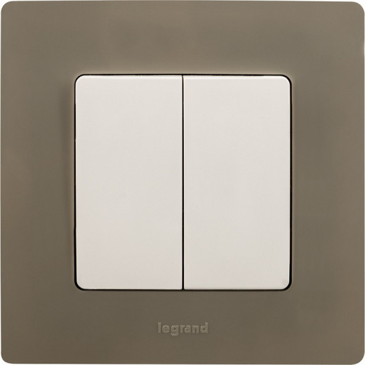 Legrand Etika Белый Выключатель 2-х клавишный, 10А