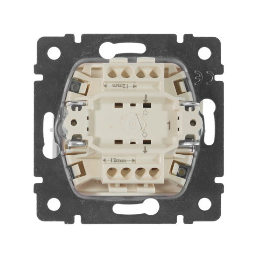 Legrand Valena Крем Выключатель 1-клавишный