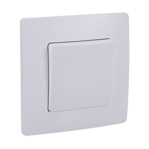 Legrand Etika Белый Переключатель промежуточный 1-клавишный, винтовые клеммы, 10AX, 250 В