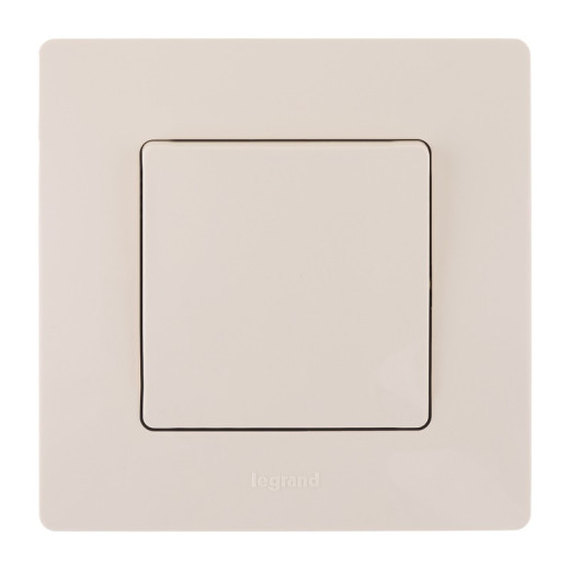 Legrand Etika Слоновая кость Переключатель 1-кл IP44
