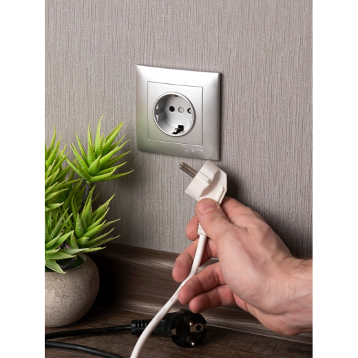 EKF PROxima Валенсия лицевая панель розетки 1-местной с/з 16А сталь с защ. штор.