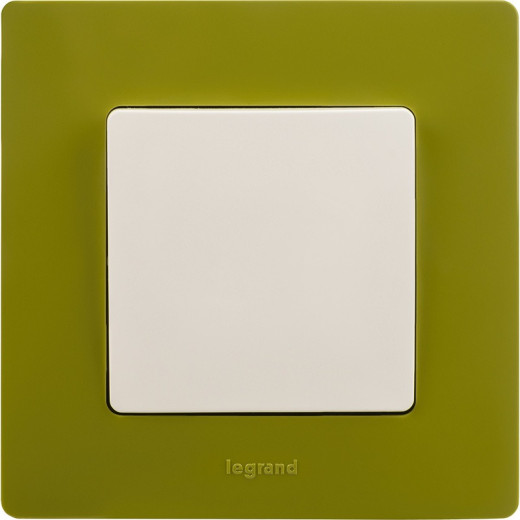 Legrand Etika Белый Выключатель 1-клавишный 10А