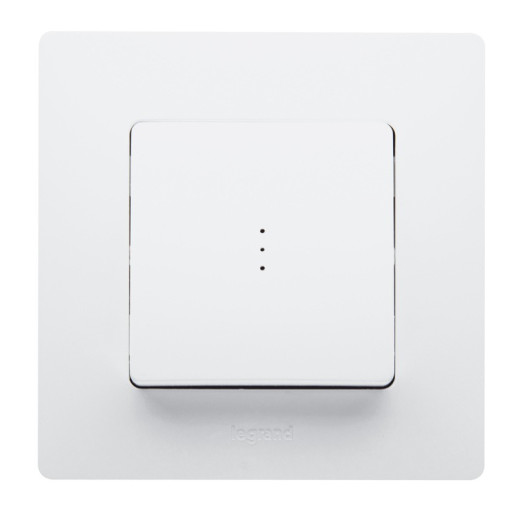 Legrand Etika Бел Переключатель с подсветкой, 10А, авт. клем