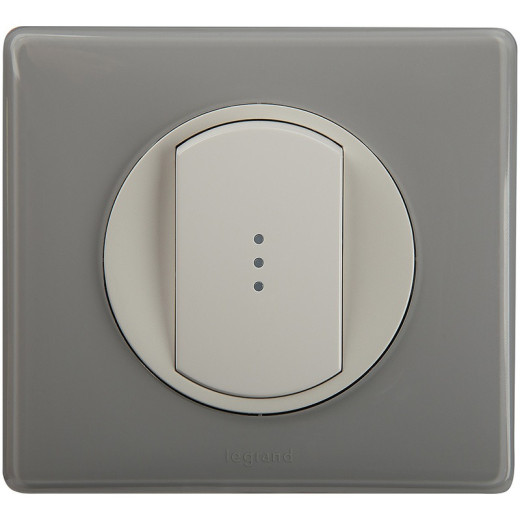 Legrand Celiane Бел Клавиша 1-ая с подсветкой