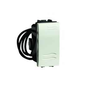 DKC Brava Выключатель типа кнопка с подсветкой, белый, 1мод.