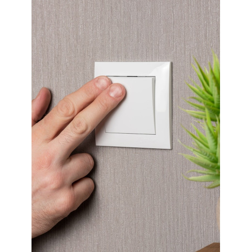 EKF PROxima Валенсия выключатель 1-кл. 10А белый