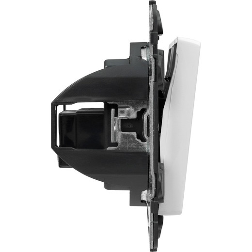 Legrand Valena LIFE DIY Бел Выключатель 3-клавишный 10А 250В