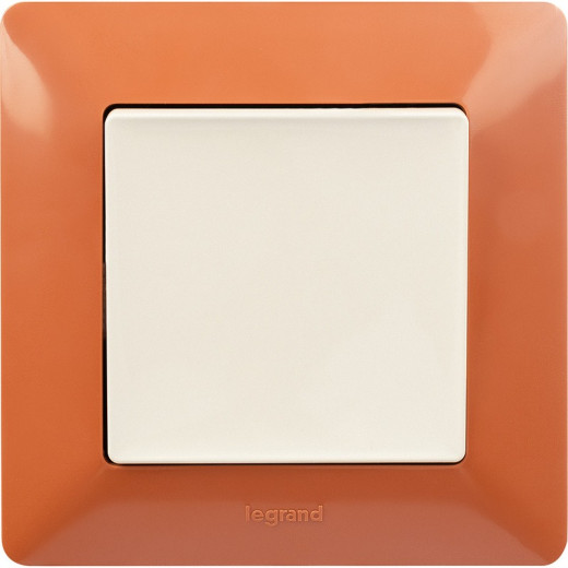 Legrand Valena LIFE DIY Сл.кость Выключатель 1-клавишный 10А 250В