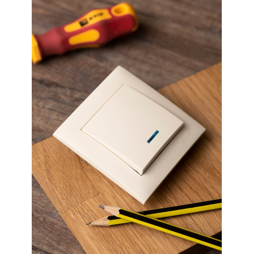 EKF PROxima Валенсия выключатель 1-кл. 10А кремовый с индикатором