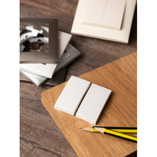 EKF PROxima Валенсия лицевая панель выключателя 2-кл. 10А жемчуг