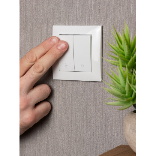 EKF PROxima Валенсия выключатель 2-кл. 10А белый проходной