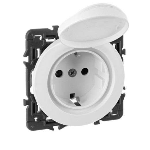 Legrand Celiane Бел Накладка розетки c/з IP44 для механизма 67153