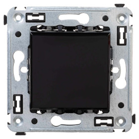 DKC Avanti Переключатель одноклавишный в стену, 