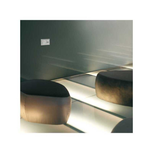 Simon S75 Кнопочный выключатель с подсветкой 10A 24В~